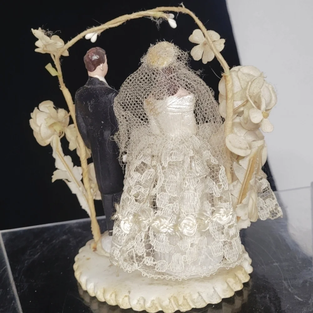 Vintage 1950s Bride and Groom Cake Topper Signed WN LEWIN